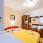Nadica Gasthuis 3*