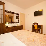 Nadica 3*