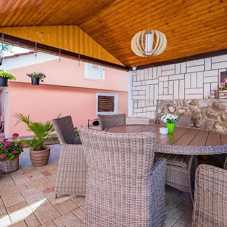 Nadica 3* Baska (Krk)