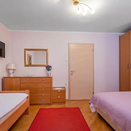 Nadica 3* Baška