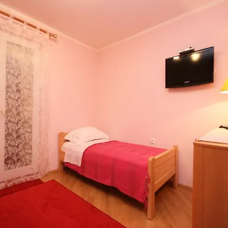 Guest house Nadica 3*