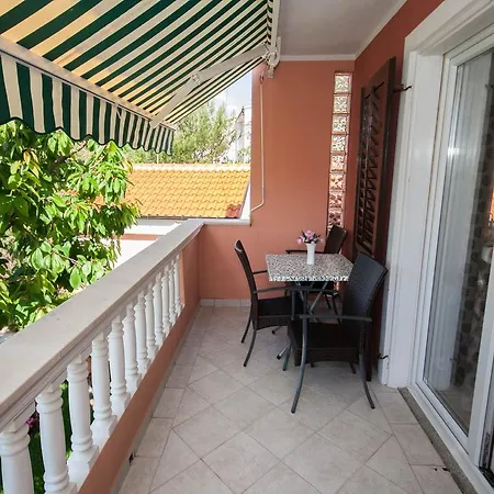 Guest house Nadica 3*